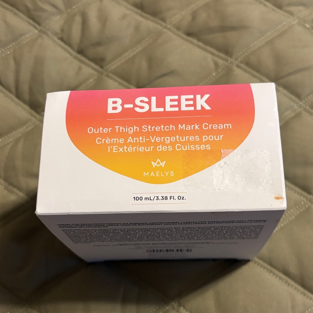 B-SLEEK Outer Thigh Stretch Mark Cream - Pink and White